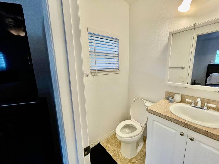אורלנדו Cozy Modest Home Near Universal Studios/Volcanobay מראה חיצוני תמונה